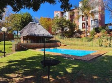 2 Bedroom Townhouse For Sale in Winchester Hills