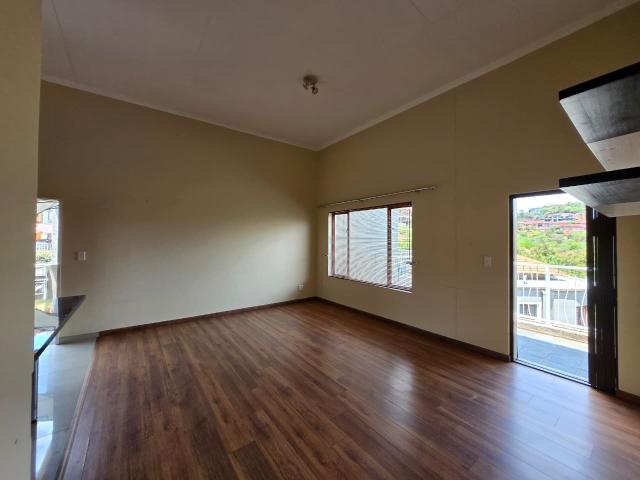 2 Bedroom Townhouse For Sale in Winchester Hills