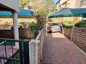 2 Bedroom Townhouse For Sale in Winchester Hills