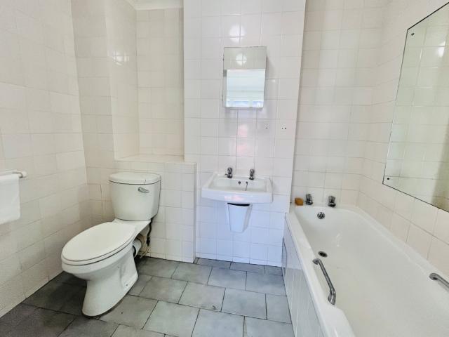 2 Bedroom Townhouse For Sale in Windermere