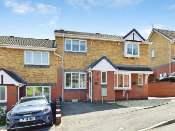 2 bedroom townhouse for sale