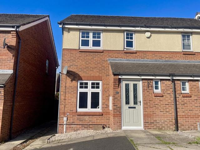 2 bedroom townhouse for sale