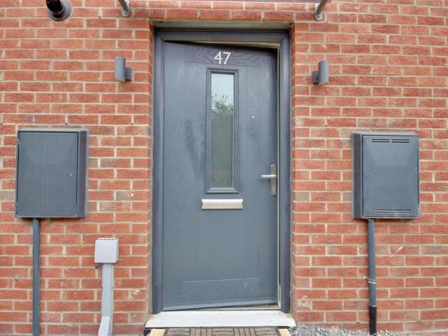 2 bedroom townhouse for sale