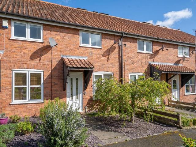 2 bedroom townhouse for sale