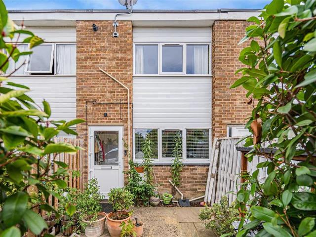 2 bedroom townhouse for sale