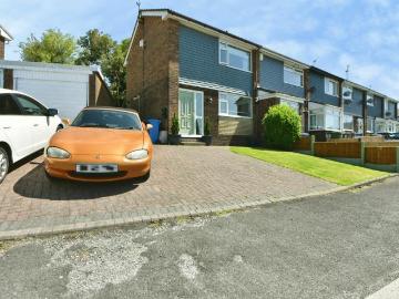 2 bedroom townhouse for sale