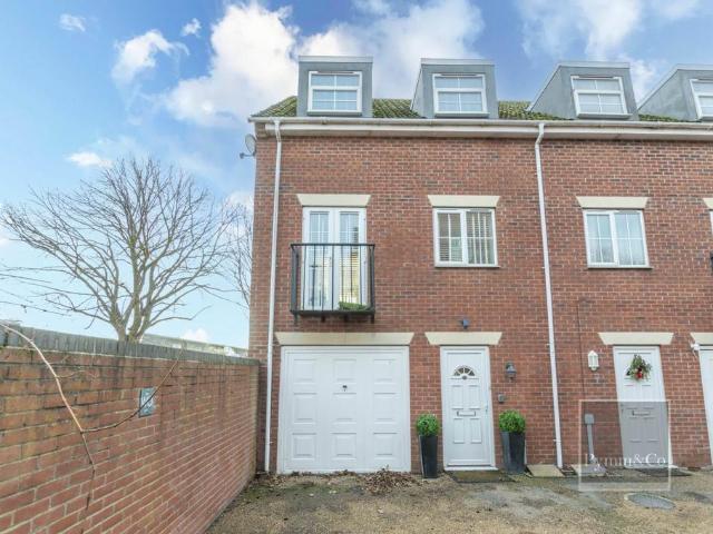 2 bedroom townhouse for sale