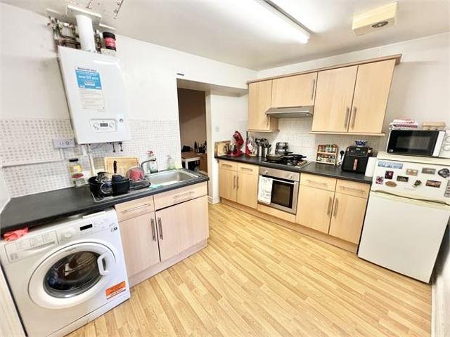 2 bedroom townhouse for sale