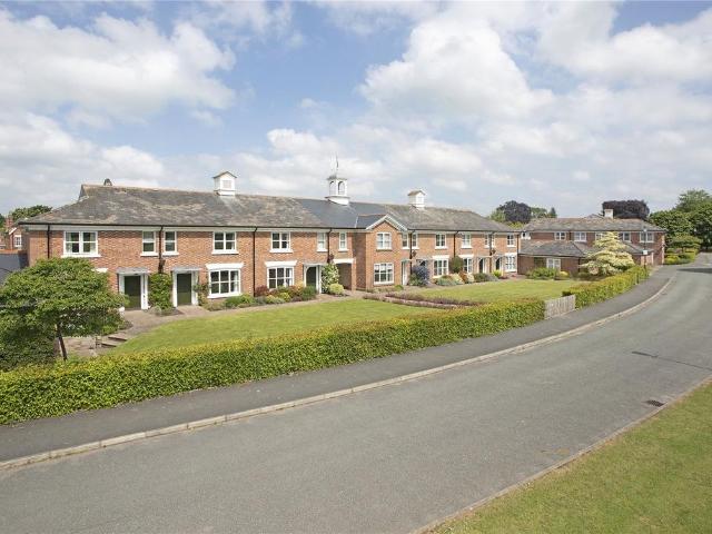 2 bedroom townhouse for sale