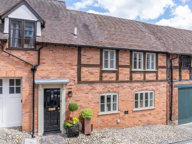 2 bedroom townhouse for sale