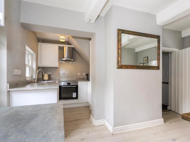 2 bedroom townhouse for sale