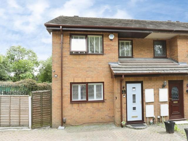 2 bedroom townhouse for sale