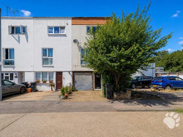2 bedroom townhouse for sale