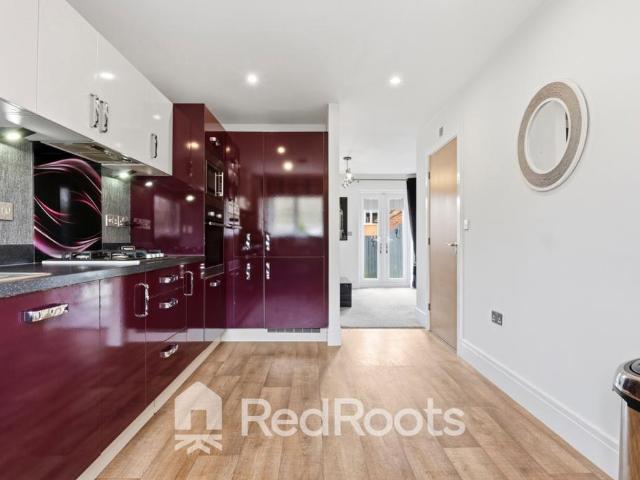 2 bedroom townhouse for sale