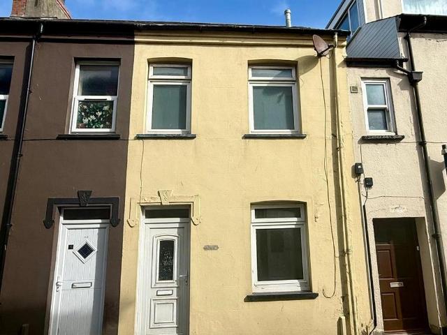 2 bedroom townhouse for sale