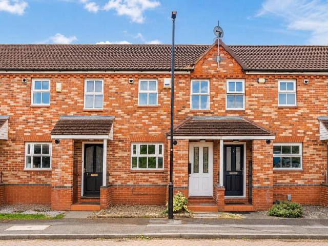 2 bedroom townhouse for sale
