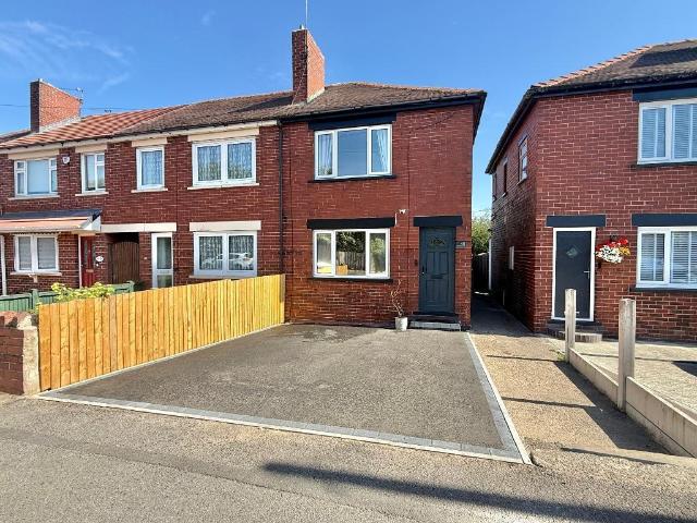 2 bedroom townhouse for sale