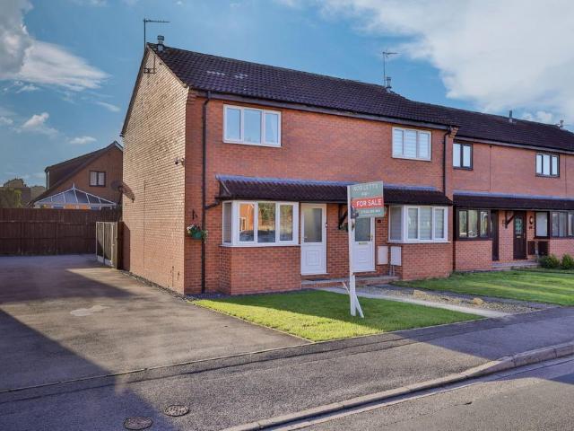2 bedroom townhouse for sale