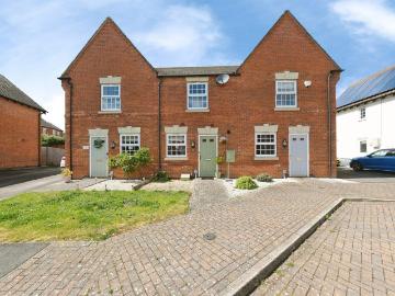 2 bedroom townhouse for sale