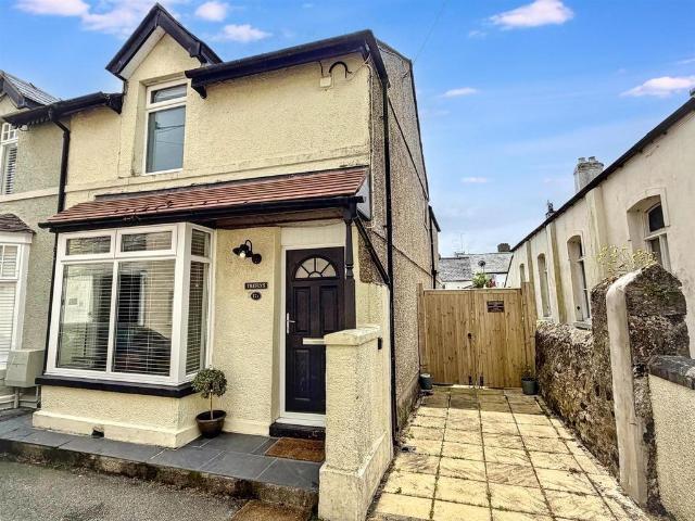 2 bedroom townhouse for sale