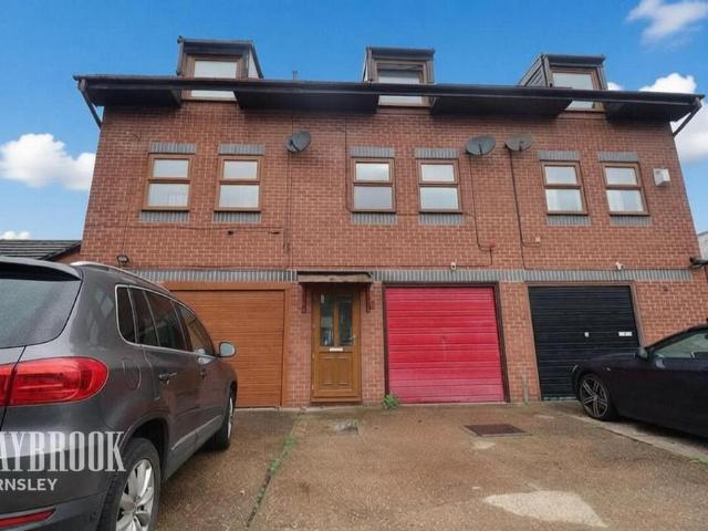 2 bedroom townhouse for sale