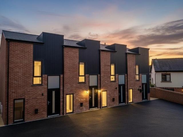 2 bedroom townhouse for sale