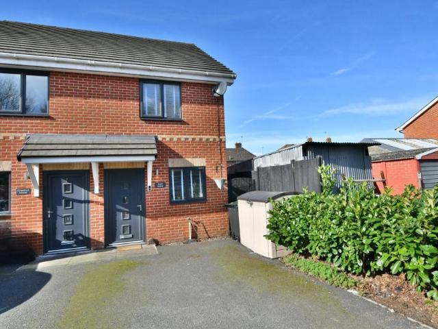 2 bedroom townhouse for sale