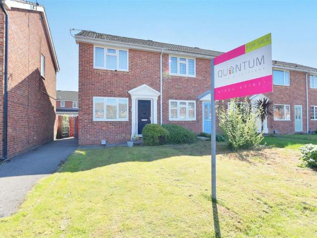 2 bedroom townhouse for sale