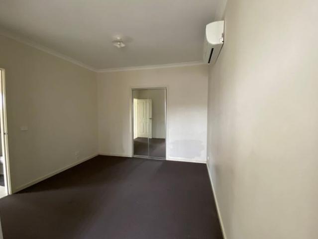 2 Bedroom Townhouse Get In Quick!