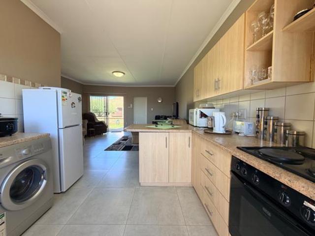 2 Bedroom Townhouse in Minerva Gardens