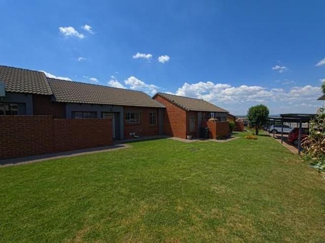 2 Bedroom Townhouse in Monavoni