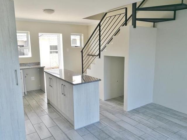 2 Bedroom Townhouse in Overbaakens