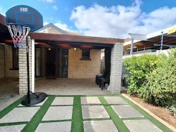 2 Bedroom Townhouse in Oakglen