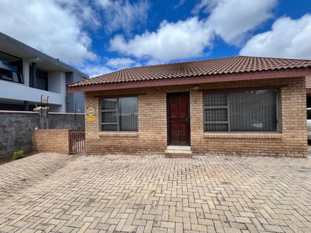 2 Bedroom Townhouse in Bendor Park