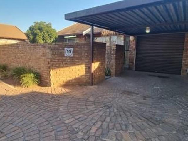 2 Bedroom Townhouse in Birch Acres