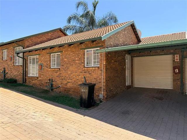 2 Bedroom Townhouse in Birchleigh