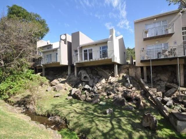 2 Bedroom Townhouse in Bonnie Doone
