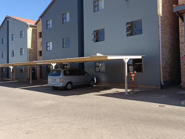 2 Bedroom Townhouse in Brentwood Park