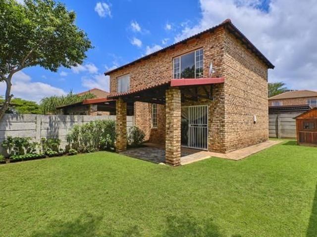 2 Bedroom Townhouse in Bromhof