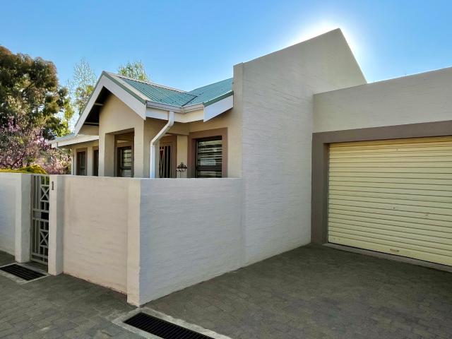 2 Bedroom Townhouse in Clarens