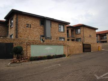 2 Bedroom Townhouse in Crystal Park