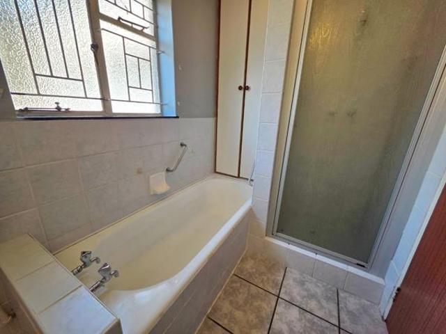 2 Bedroom Townhouse in Eureka