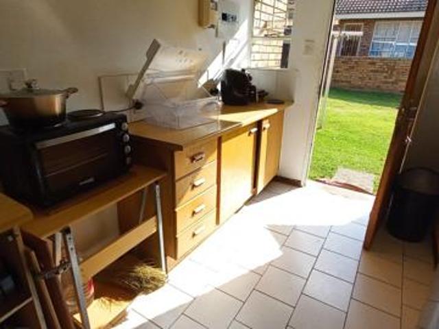2 Bedroom Townhouse in Eureka
