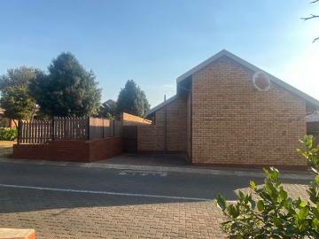 Centurion, City of Tshwane Metropolitan Municipality, Gauteng, South Africa