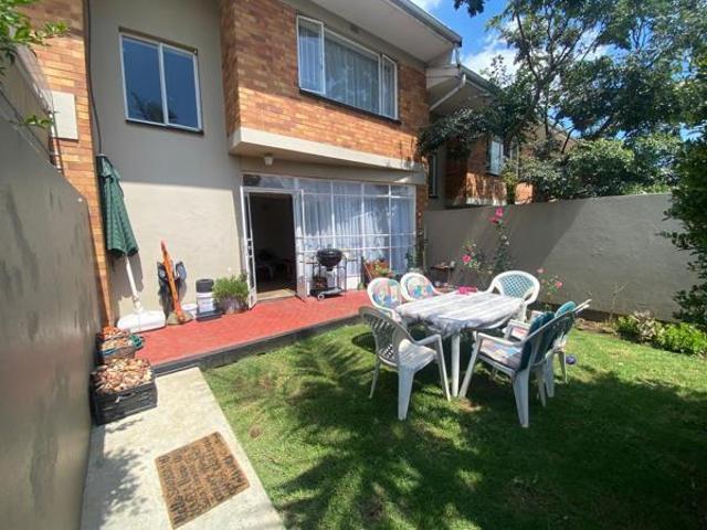 2 Bedroom Townhouse in Farrarmere
