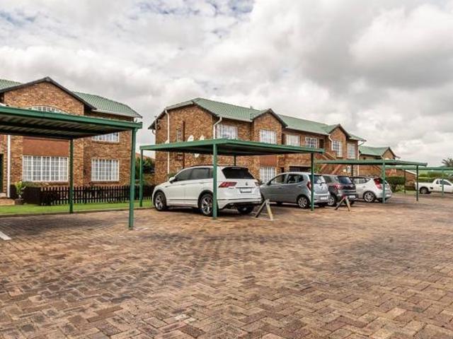 2 Bedroom Townhouse in Farrarmere