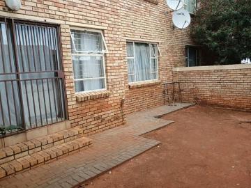 Florida Hills, Mogale City Local Municipality, West Rand District Municipality, Gauteng, South Africa