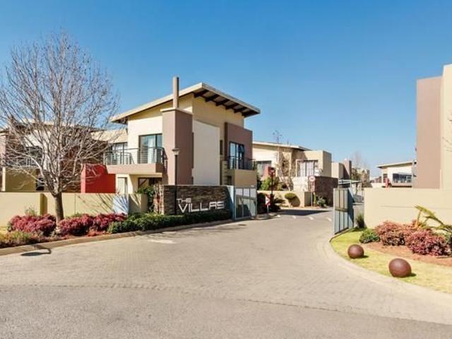 2 Bedroom Townhouse in Glen Eagles Estate