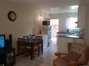 2 Bedroom Townhouse in Glen Marais