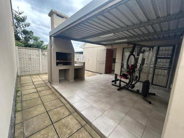 2 Bedroom Townhouse in Gonubie